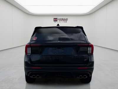 2025 Ford Explorer, $51490. Photo 4