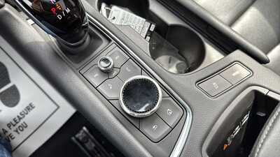 2021 Cadillac XT5, $27190. Photo 12