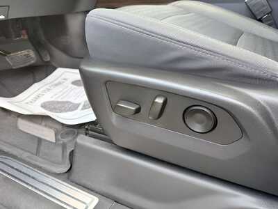 2023 Chevrolet 1500 Crew Cab, $44490. Photo 10