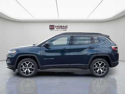 2026 Jeep Compass, $32540. Photo 4