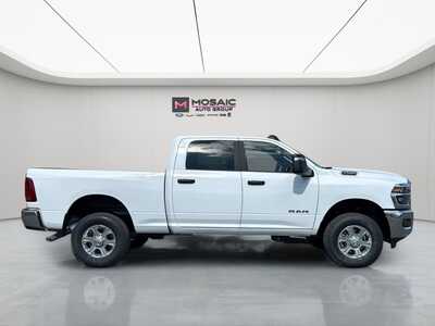 2026 RAM 2500 Crew Cab, $56320. Photo 10