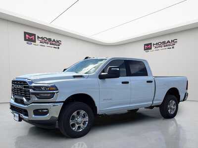 2026 RAM 2500 Crew Cab, $56320. Photo 4