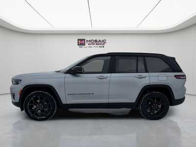 2025 Jeep Grand Cherokee, $43006. Photo 4