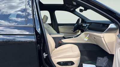 2026 Jeep Grand Cherokee, $47297. Photo 11