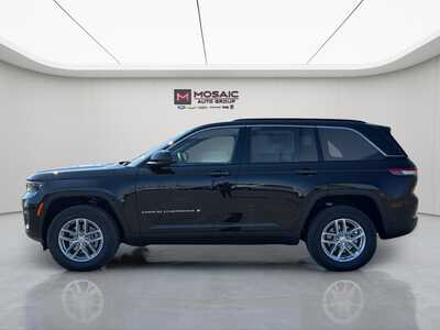 2026 Jeep Grand Cherokee, $40903. Photo 4