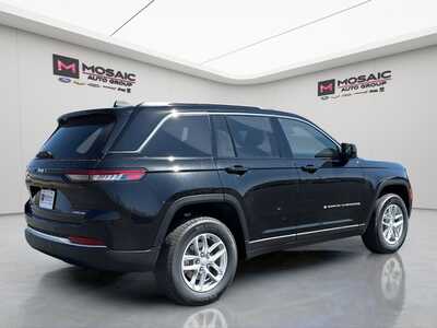 2026 Jeep Grand Cherokee, $40903. Photo 8