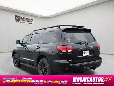 2020 Toyota Sequoia, $48390. Photo 5