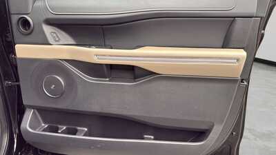 2024 Ford Expedition Max, $42490. Photo 11