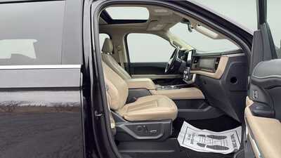 2024 Ford Expedition Max, $42490. Photo 12