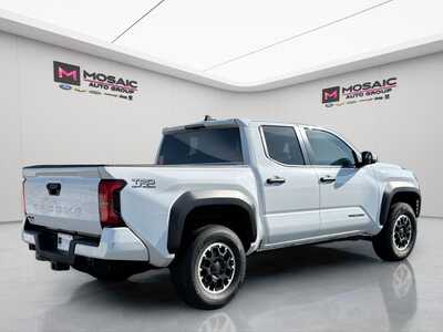 2024 Toyota Tacoma, $39995. Photo 3