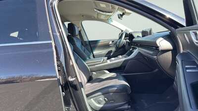 2024 Genesis GV80, $34595. Photo 11