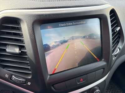 2014 Jeep Cherokee, $9280. Photo 9