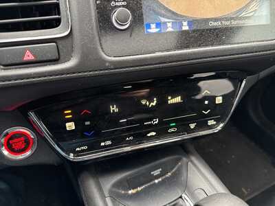 2019 Honda HR-V, $16590. Photo 8