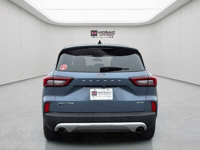 2023 Ford Escape, $22190. Photo 6