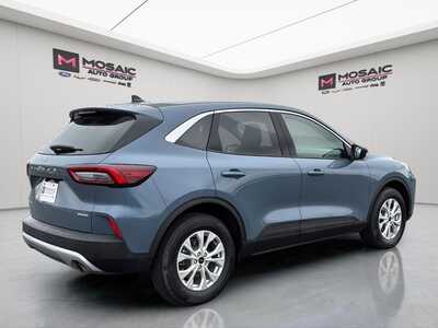 2023 Ford Escape, $22190. Photo 8