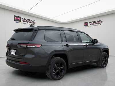 2025 Jeep Grand Cherokee L, $47584. Photo 4