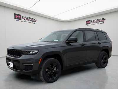 2025 Jeep Grand Cherokee L, $47584. Photo 9
