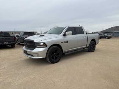 2017 RAM 1500 Crew Cab, $0. Photo 3