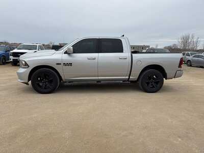 2017 RAM 1500 Crew Cab, $0. Photo 4