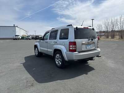 2012 Jeep Liberty, $6995. Photo 5