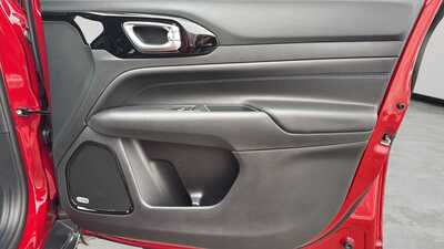 2026 Jeep Compass, $33688. Photo 10