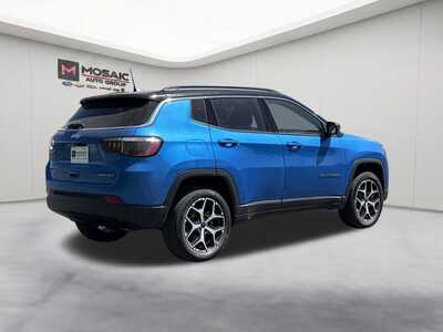 2026 Jeep Compass, $31307. Photo 8