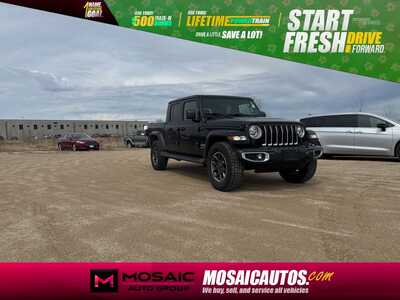 2021 Jeep Gladiator, $30380. Photo 1