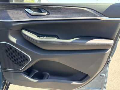 2026 Jeep Grand Cherokee, $43893. Photo 10