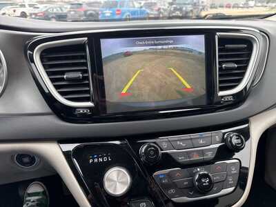 2023 Chrysler Pacifica, $0. Photo 7