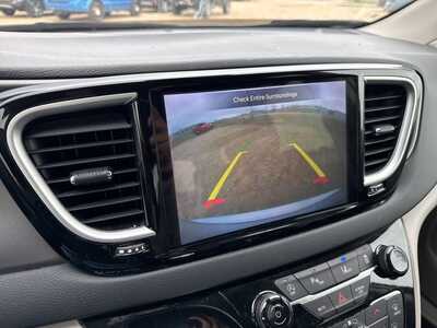 2023 Chrysler Pacifica, $0. Photo 8