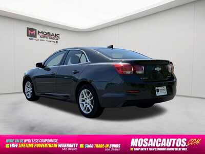 2015 Chevrolet Malibu, $7990. Photo 5