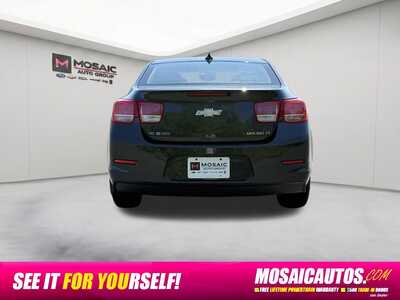 2015 Chevrolet Malibu, $7990. Photo 6