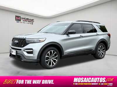 2020 Ford Explorer, $24190. Photo 3