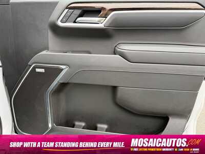 2025 GMC 1500 Crew Cab, $46990. Photo 9