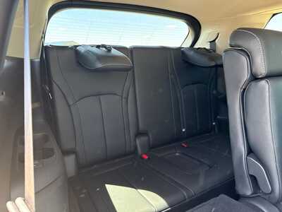2023 Infiniti QX60, $35290. Photo 12