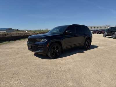 2024 Jeep Grand Cherokee, $37990. Photo 3