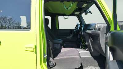 2013 Jeep Wrangler Unlimited, $20990. Photo 11