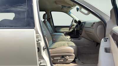 2005 Ford Explorer, $4390. Photo 11