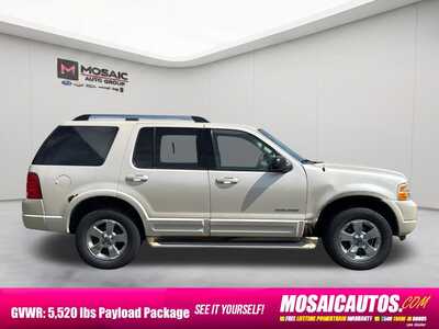 2005 Ford Explorer, $4390. Photo 8