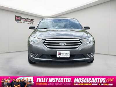 2015 Ford Taurus, $5190. Photo 2