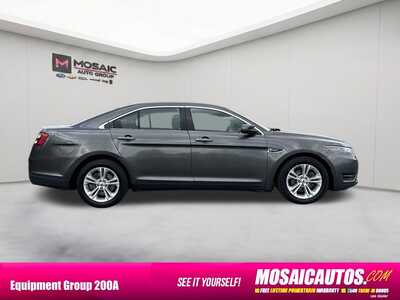 2015 Ford Taurus, $5190. Photo 8