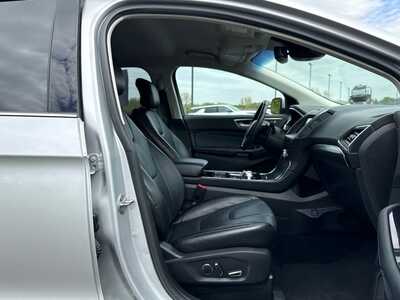 2019 Ford Edge, $10690. Photo 11