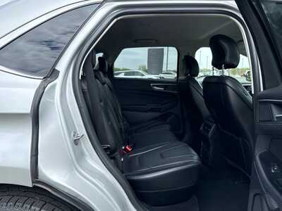 2019 Ford Edge, $10690. Photo 12