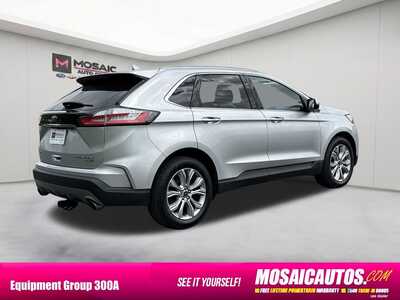 2019 Ford Edge, $10690. Photo 7
