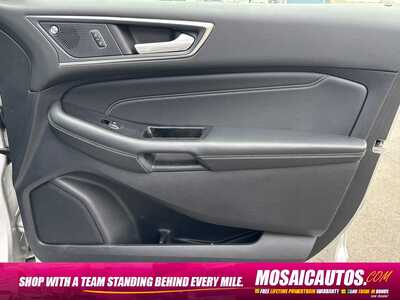 2019 Ford Edge, $10690. Photo 9