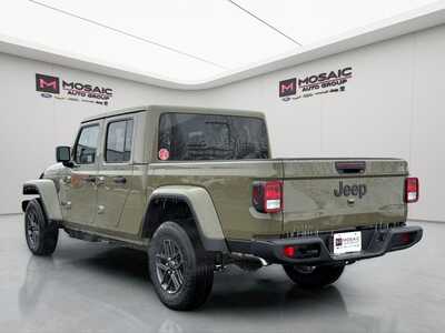 2026 Jeep Gladiator, $37974. Photo 5