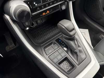 2024 Toyota RAV4, $27990. Photo 12