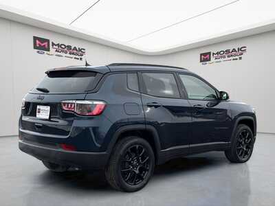 2026 Jeep Compass, $29332. Photo 8