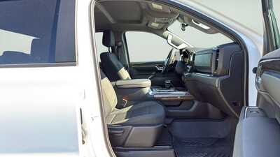 2023 Chevrolet 1500 Crew Cab, $31490. Photo 11