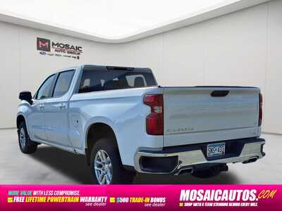 2023 Chevrolet 1500 Crew Cab, $31490. Photo 5